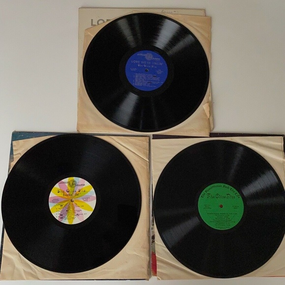 The Olive Pitts Resurrection and Life Reachin' Out Lord We're Singin' LP VG+ - Picture 4 of 5